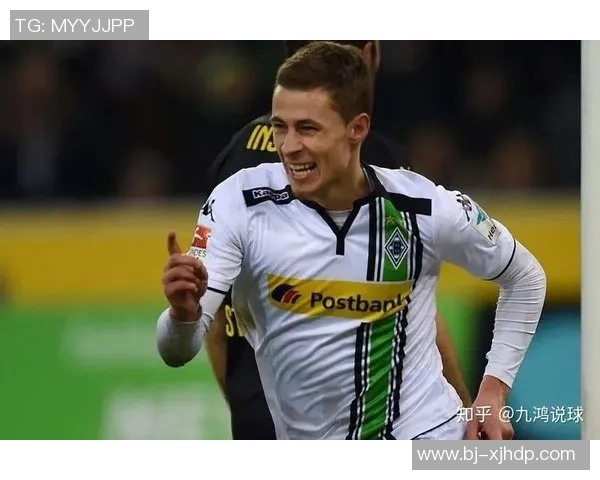 门兴格拉德巴赫青年队迎战埃森全力争胜展现青春风采